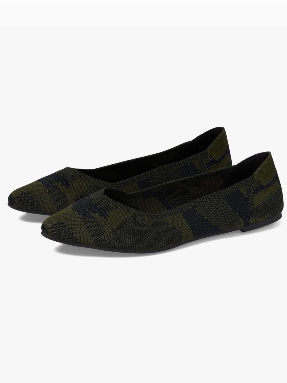 MIA Kerri Pointed Toe Knit Flats in Camo - Women (6)